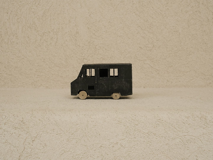 Aoyama Deliver Truck