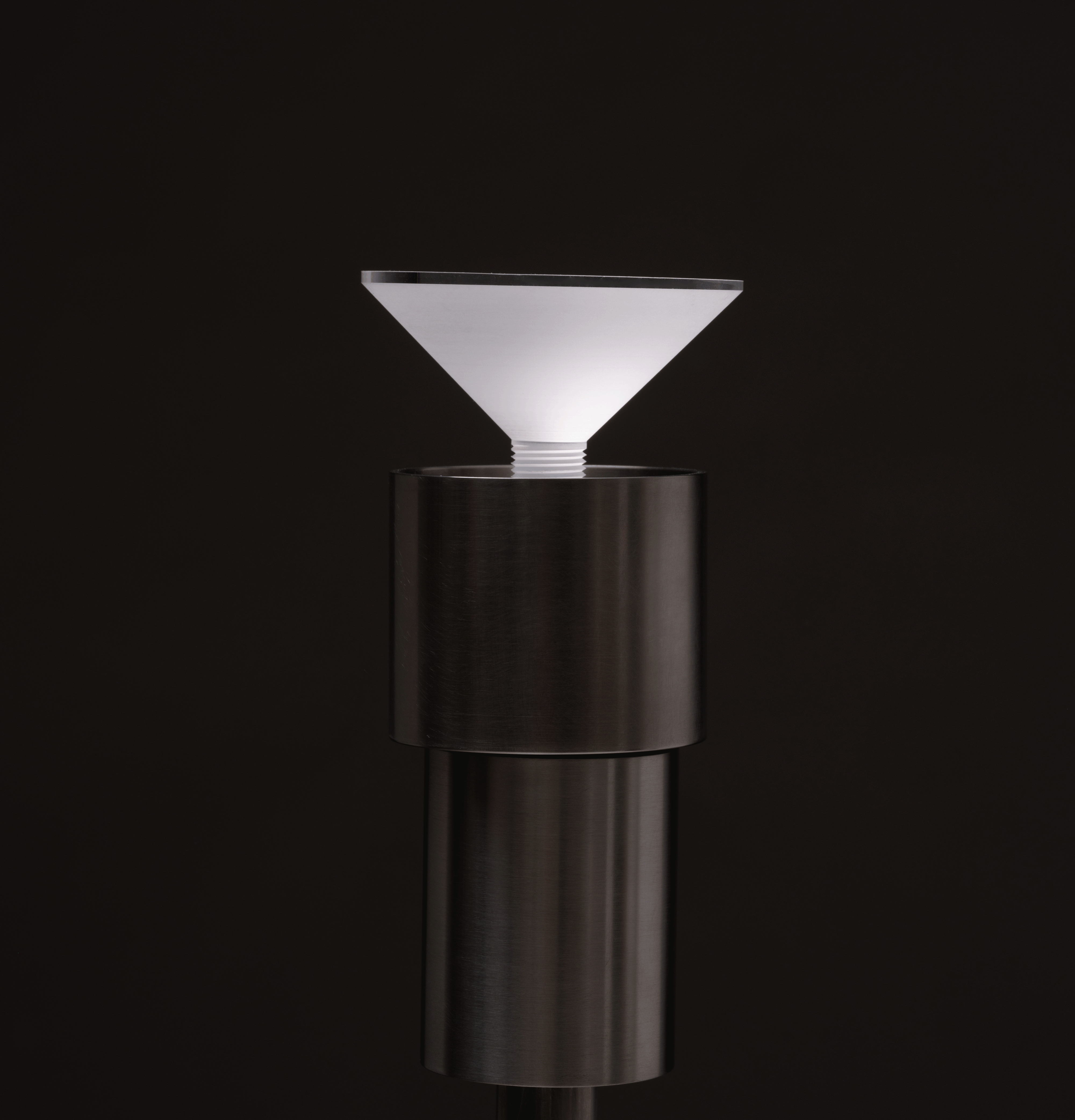 FORMATIVE_BULB_METAL_09.gif
