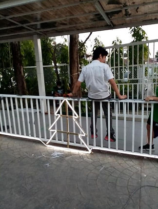 ງານຕົກແຕ່ງ ໂຮງຮຽນ ລາວ ນານາ ຊາດ