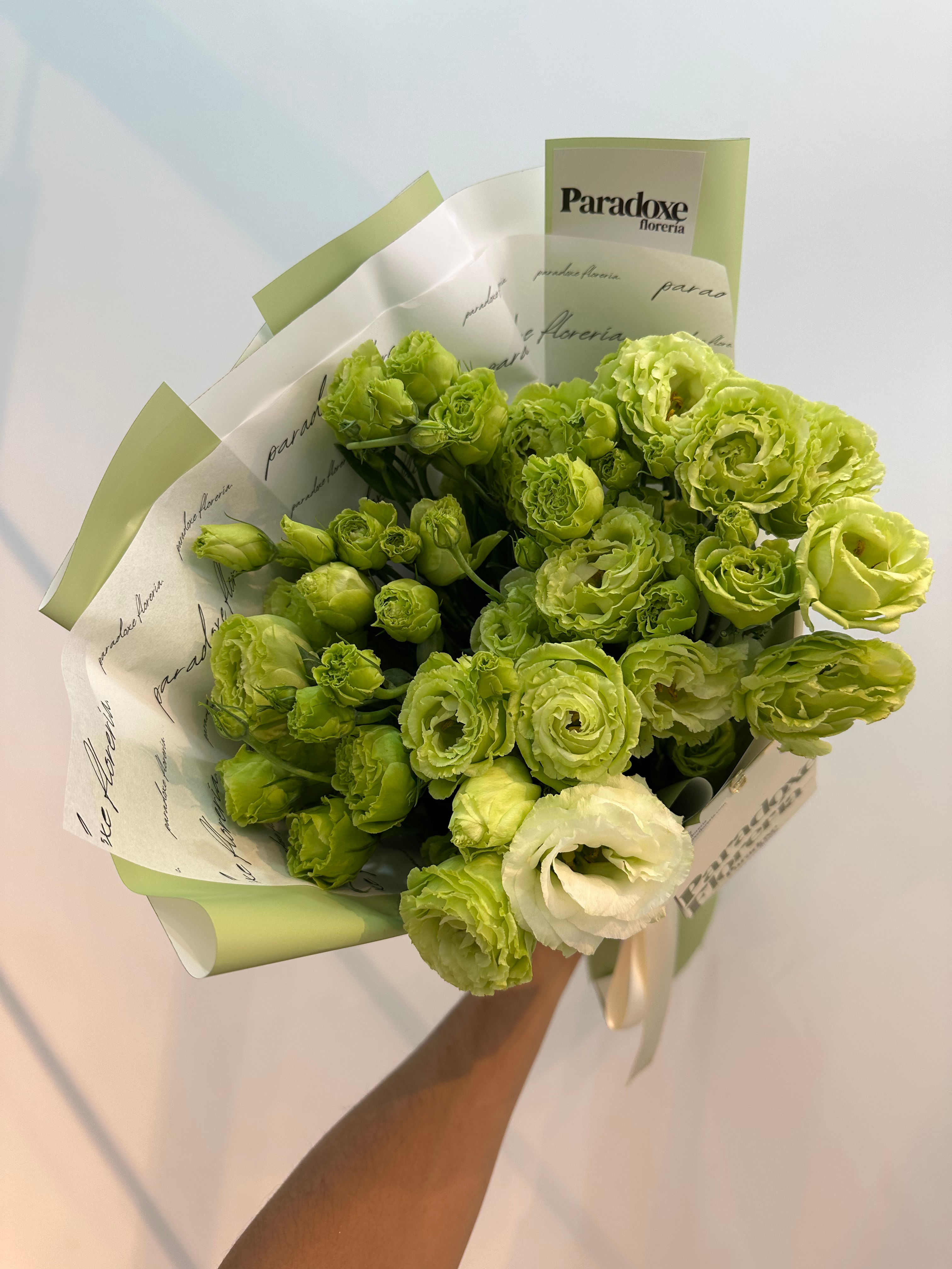 Ramo de lisianthus verde limón 