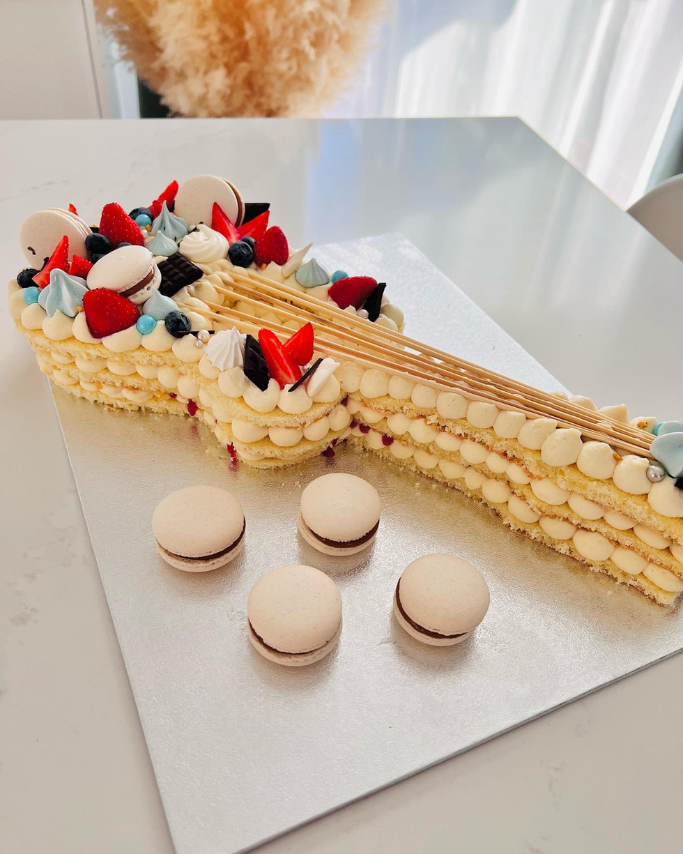 845186B0-9AA8-4614-895C-F5336F0141B1