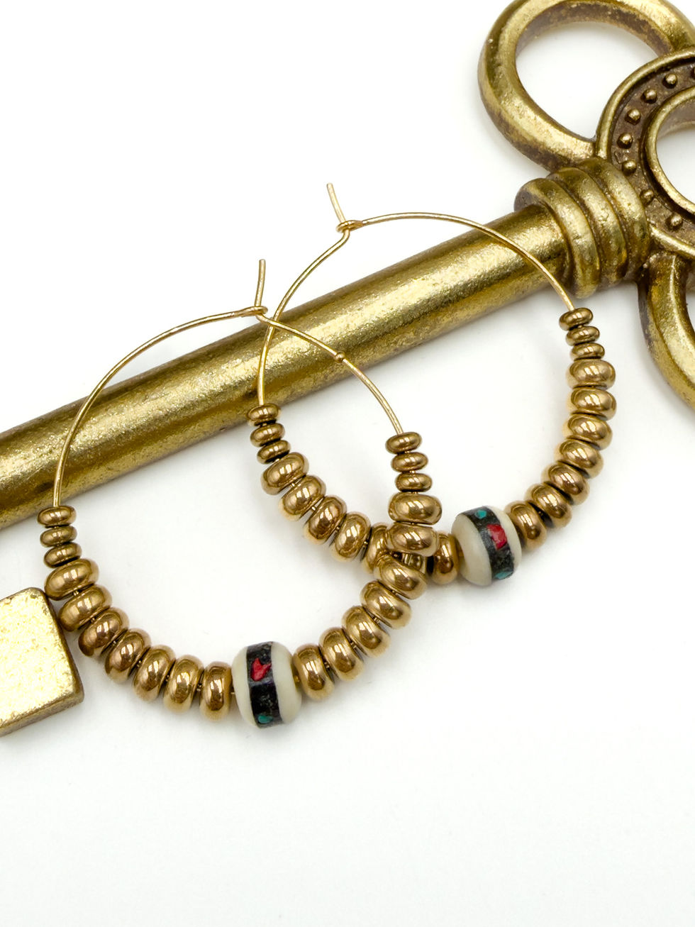 Thumbnail: Créole perles hématite  et chevron