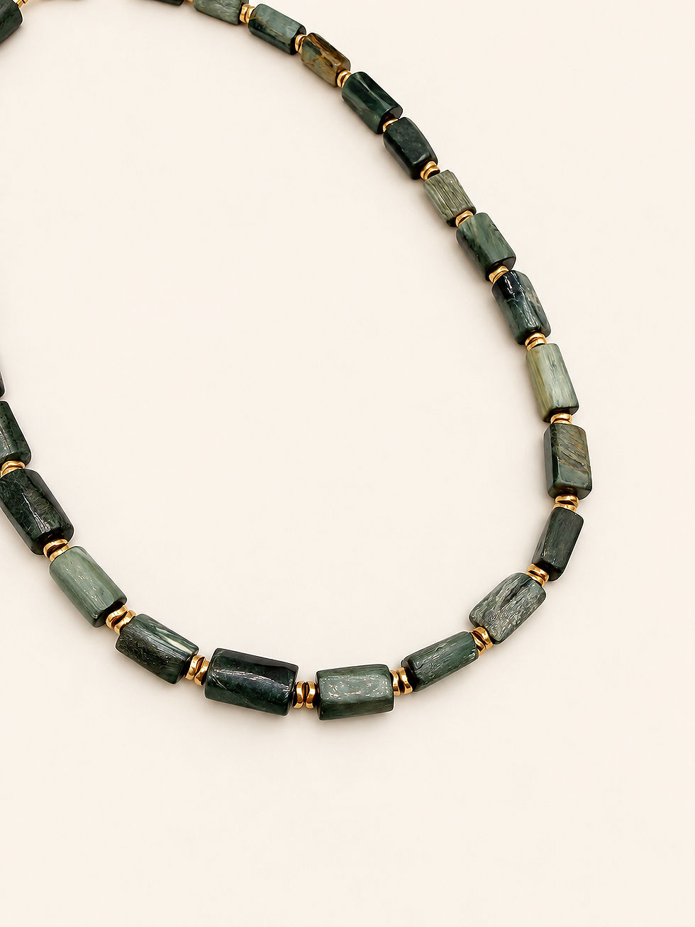 Miniature : COLLIER  KIONA  collier amérindien, animaux Zu