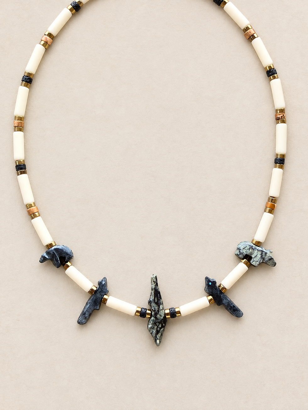 Miniature : COLLIER AIYANA, collier amérindien, animaux Zuni