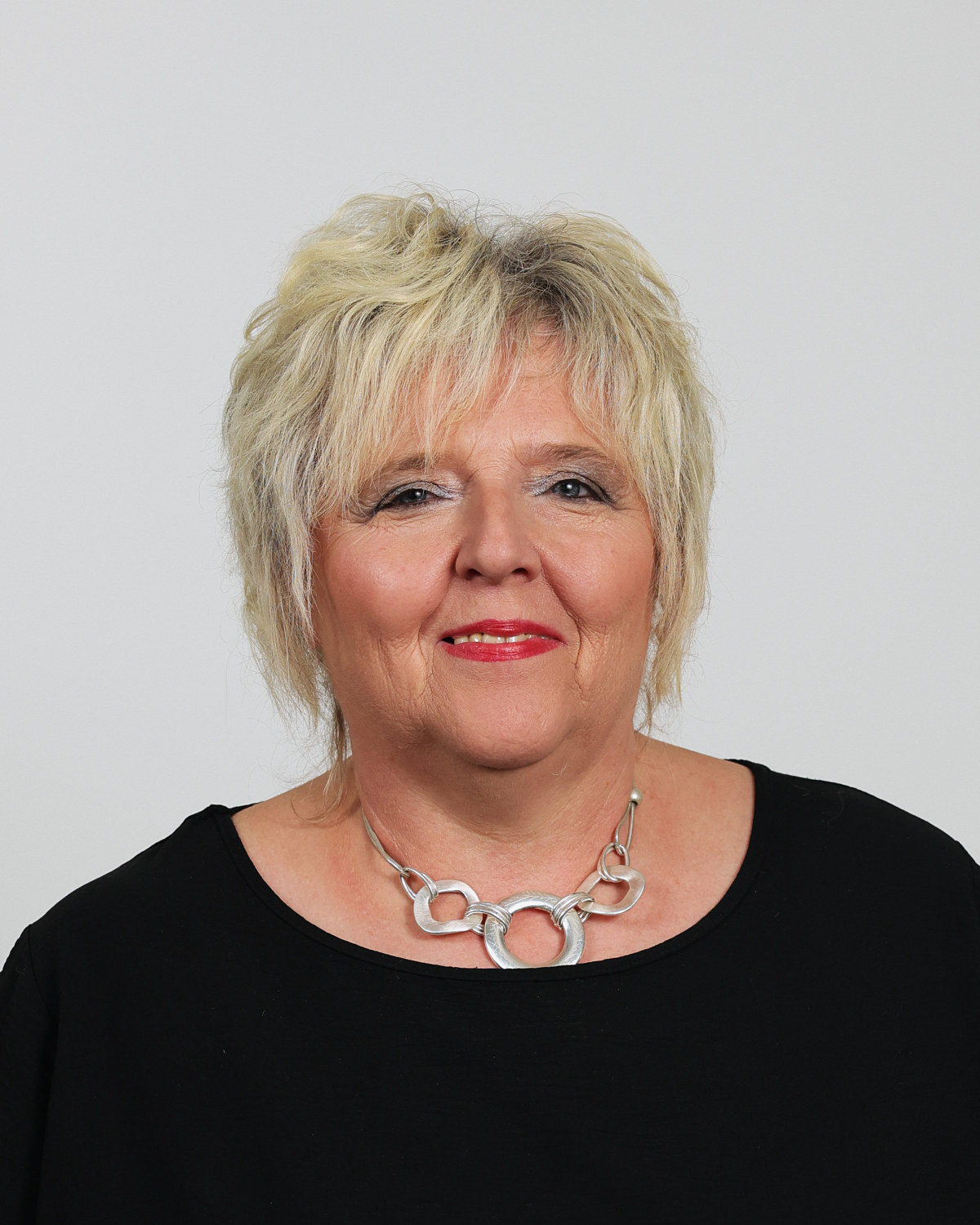 Romana Derenčin