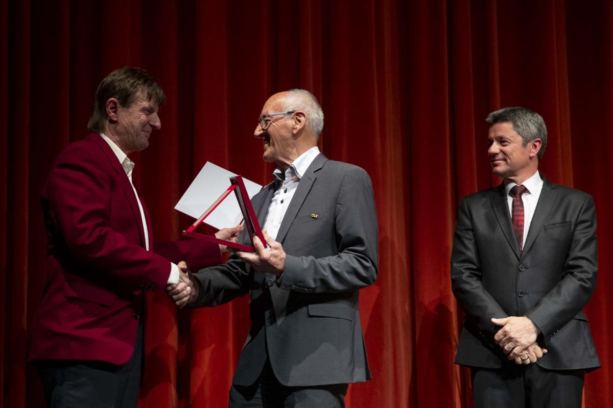 Ista slovesnost, 13. 5. 2019: izročitev plakete.