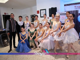 Orquesta Filarmónica de Toluca interpretando ballet clásico de Tchaikovsky