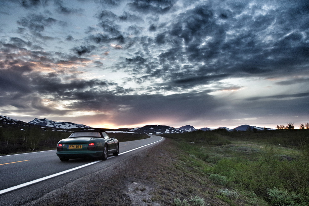Driving to the Arctic Circle in a TVR Chimaera during Pub2Pub
