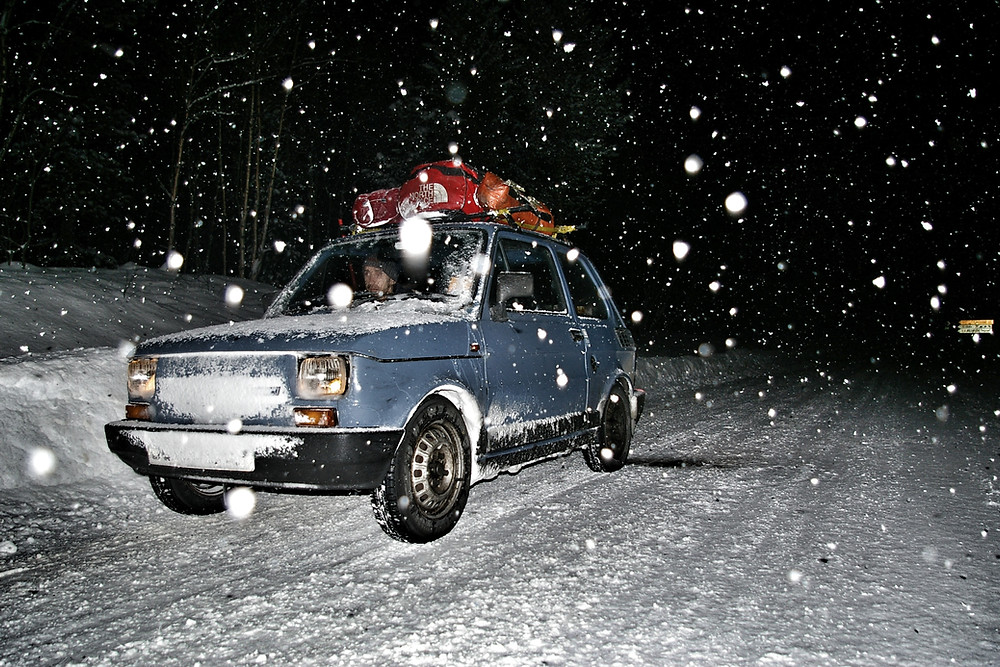 Fiat 126 snow