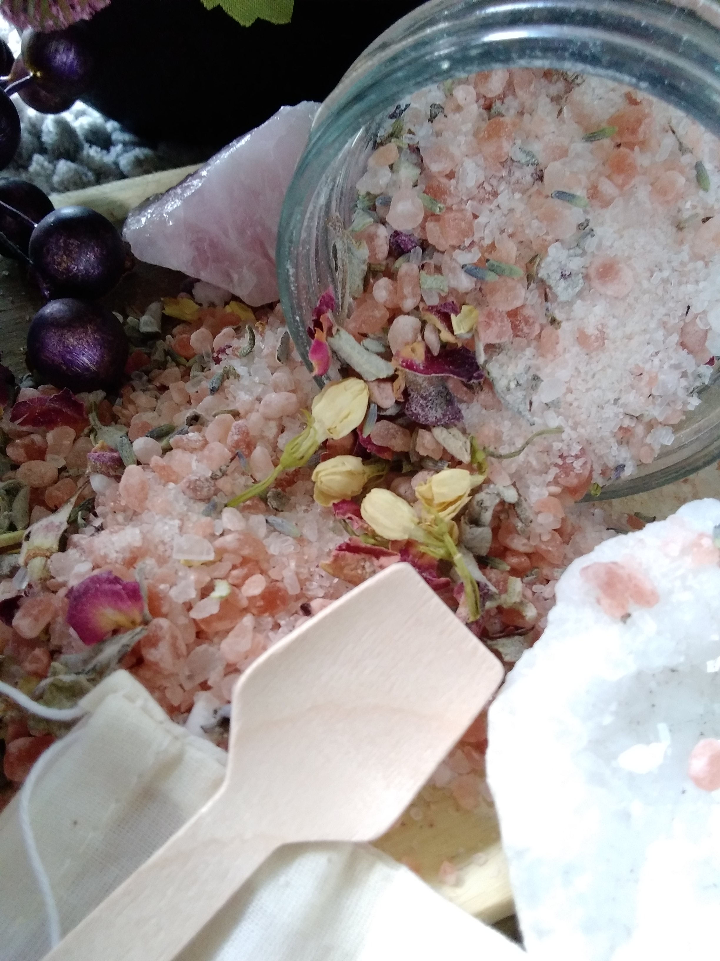 Goddess Soak - Rose & Sage Salt Bath