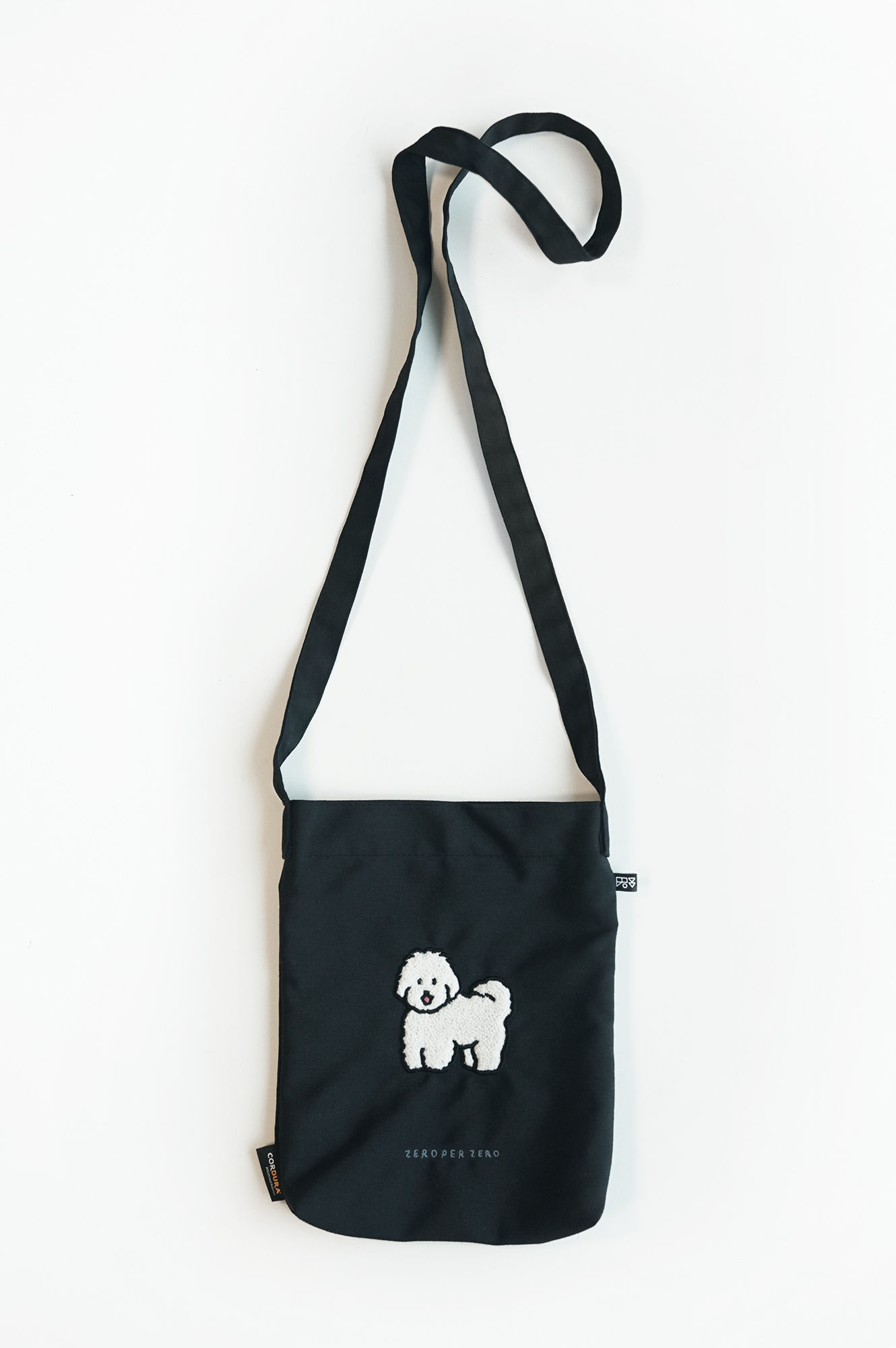 WHITE PUPPY  | Walk walk crossbag