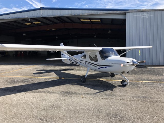 2011 Cessna 162 Skycatcher - N5216L