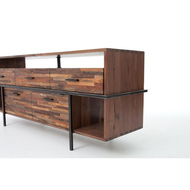 Thumbnail: JANNAH DRESSER