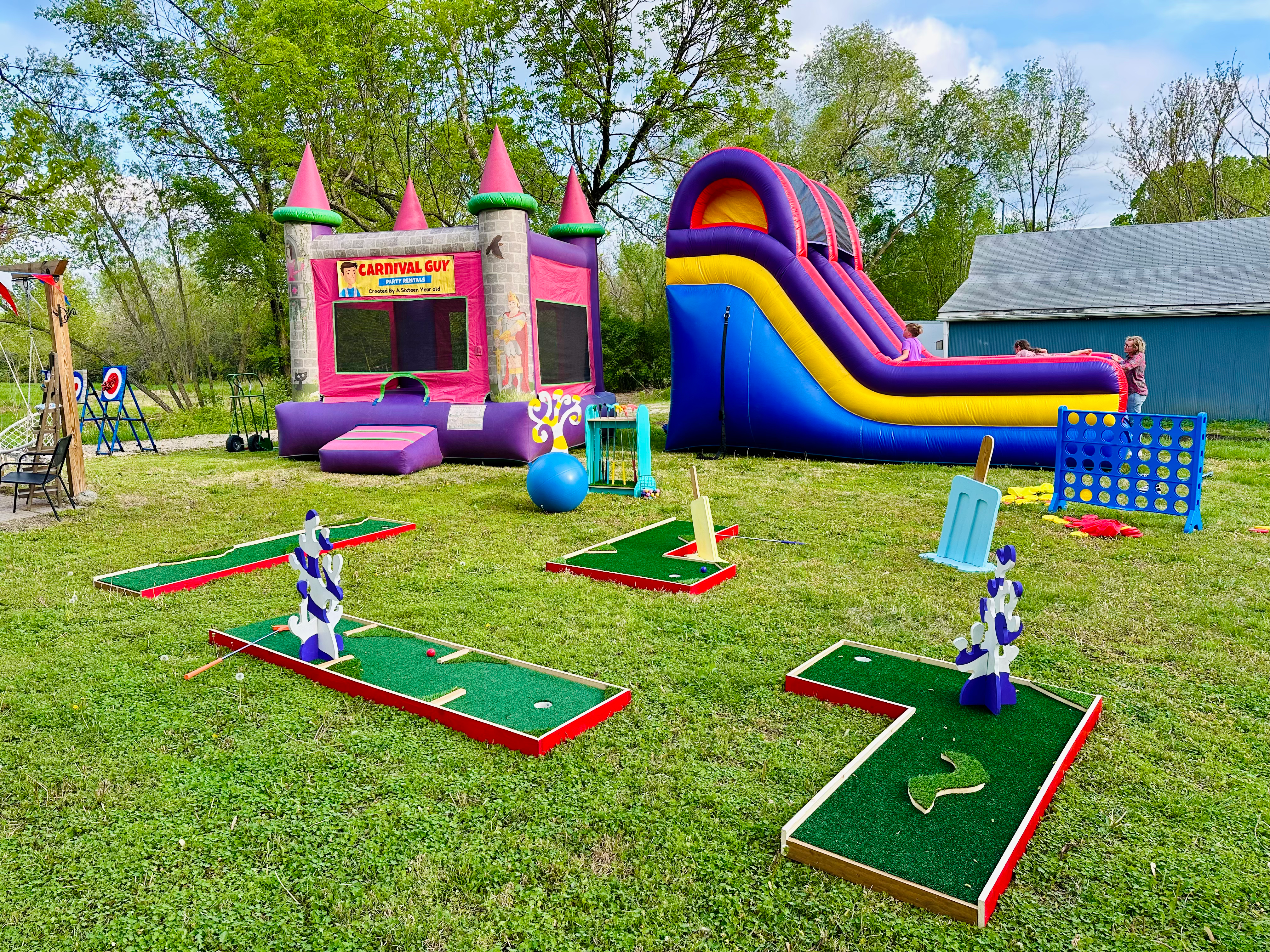 Portable 9-Hole Mini Golf Rental