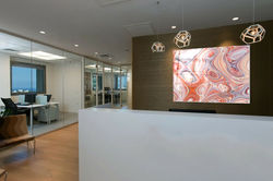 תמונת זכוכית למשרד