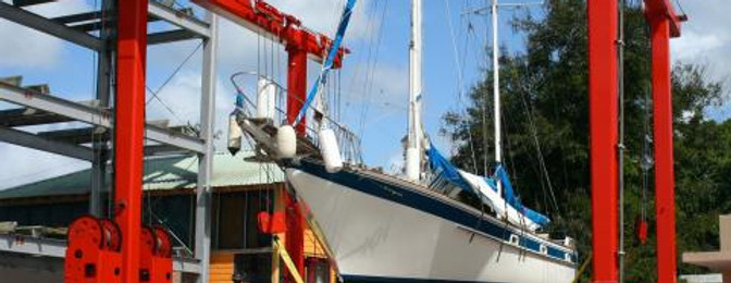 <img src="marina zar par rent boat">