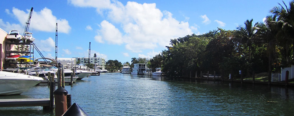 <img src="north beach marina rent boat">