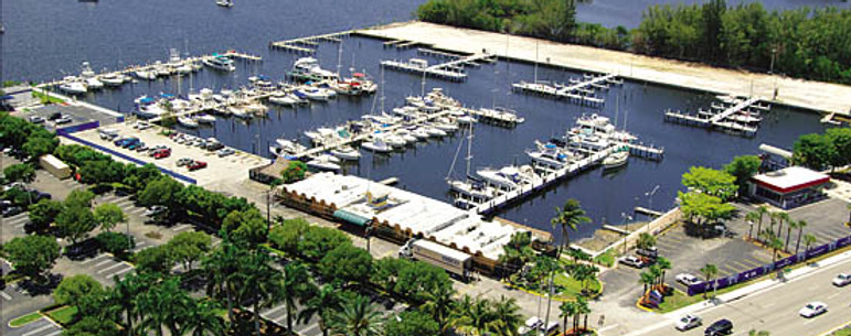 <img src="maule lake marina rent boat">