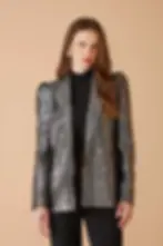 BLAZER PAETÊ PRATA — TAMANHO 42