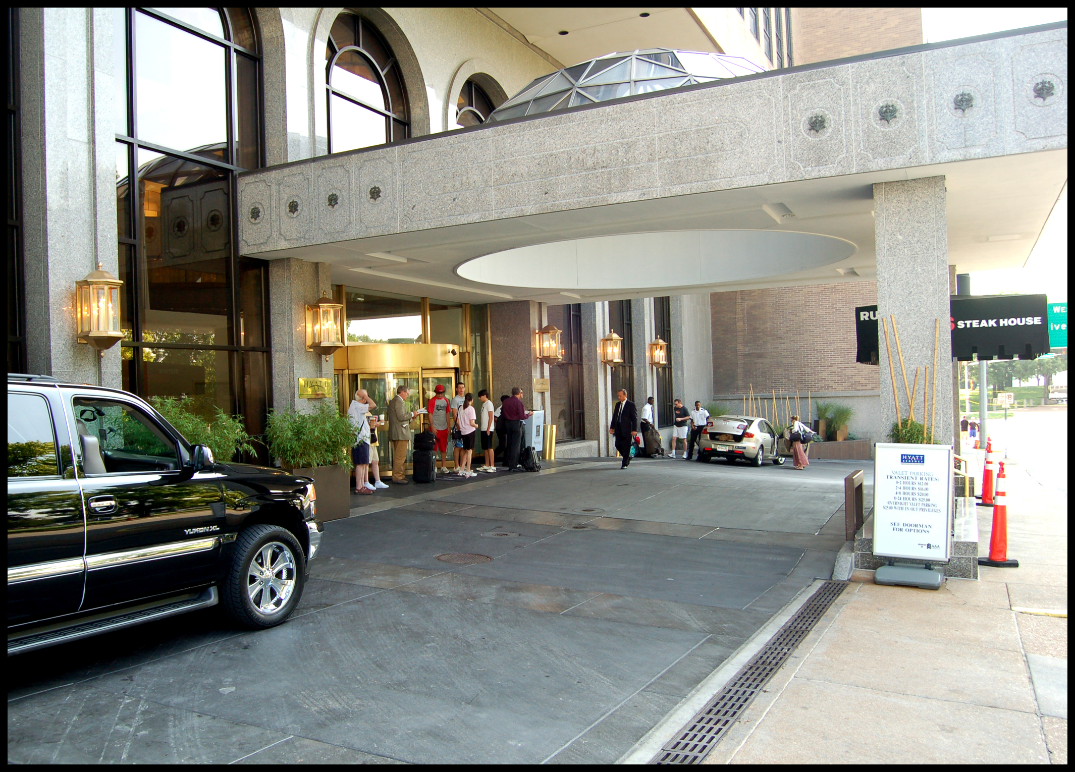 Porte Cochere
