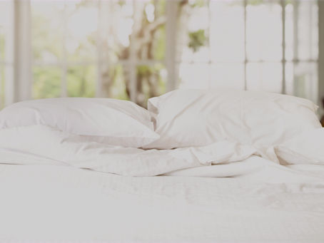 מצעי סאטן מזוהים עם מראה יוקרתי, מרקם חלק ותחושה נעימה במיוחד
