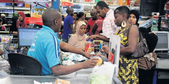 How are Liberian consumers adapting to changes in the market