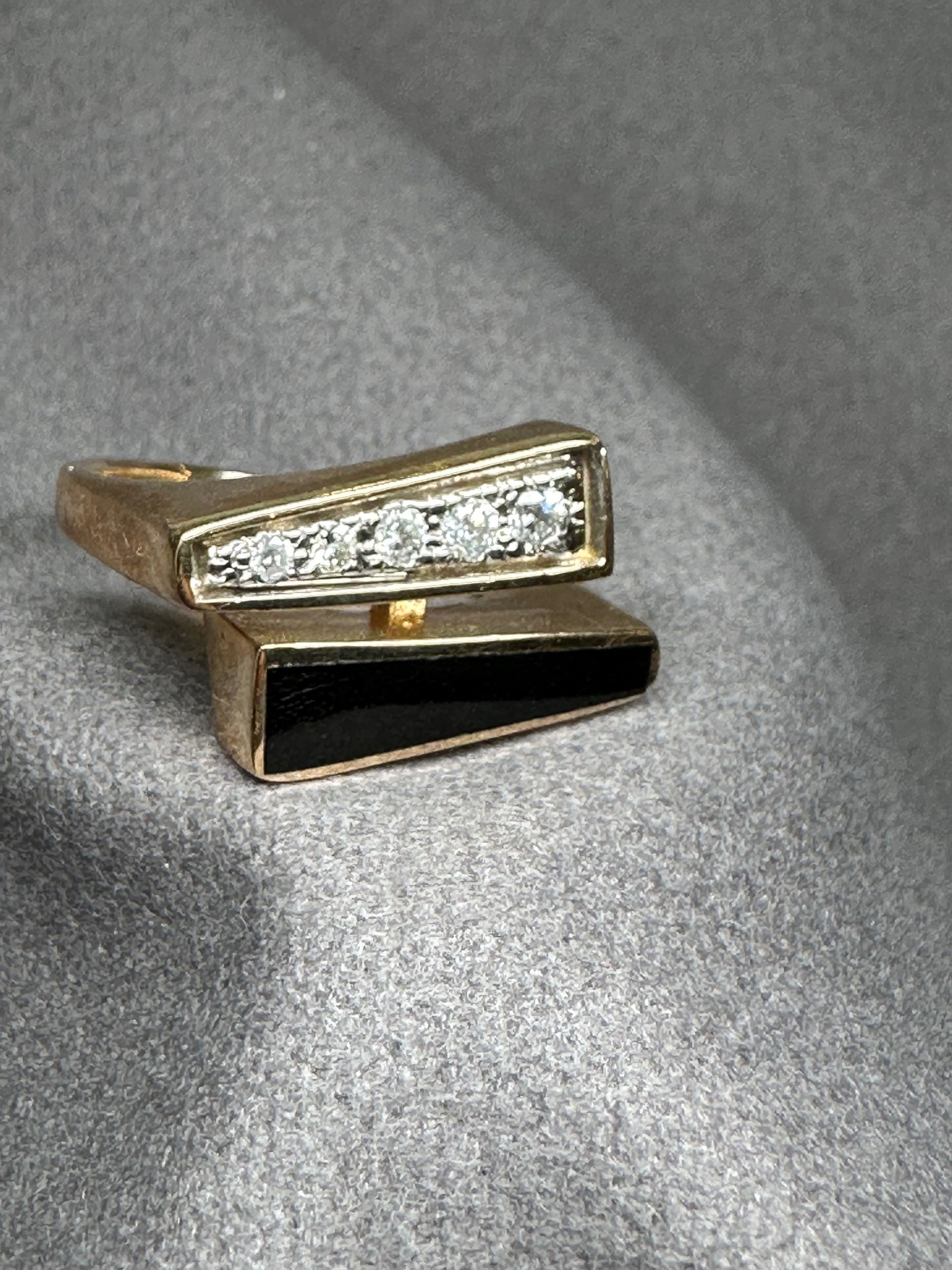 14K YG Onyx Diamond Ring