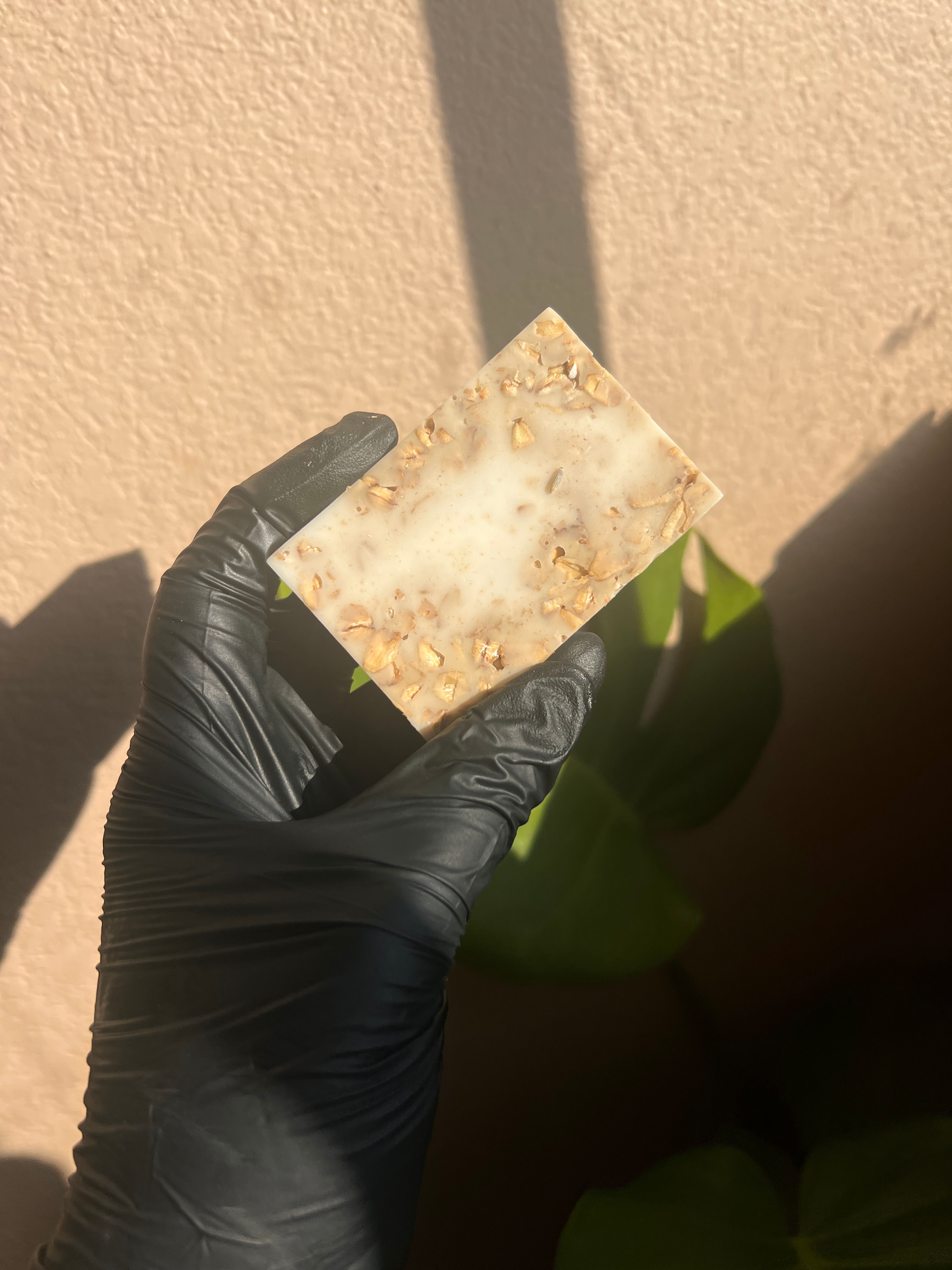 Oats and Lavender Cleansing Bar