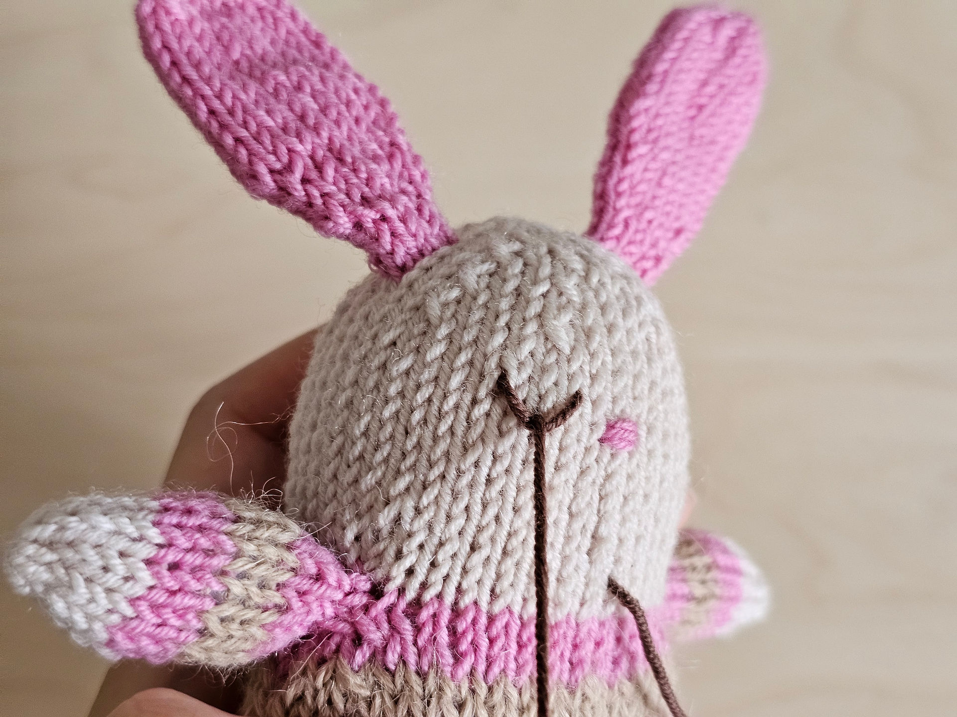 Free Rabbits & Easter Eggs Knitting Pattern