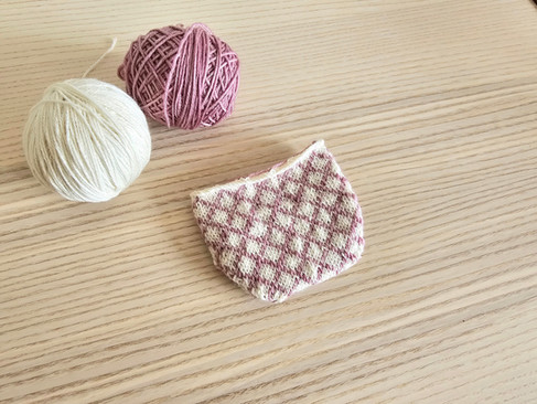 Knit coin purse - fair isle