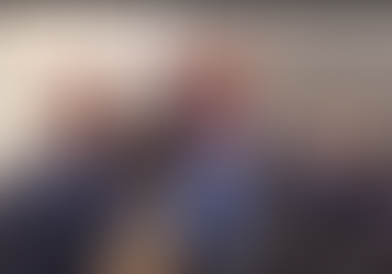 Bolsonaro aponta viés esquerdista de jornalistas e irrita membros da Rede Globo e CNN.