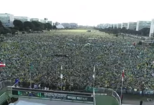 Editorial: Pesquisas eleitorais, a farsa.