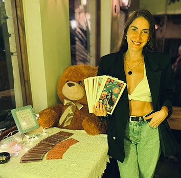 presetandome tarot_edited.jpg