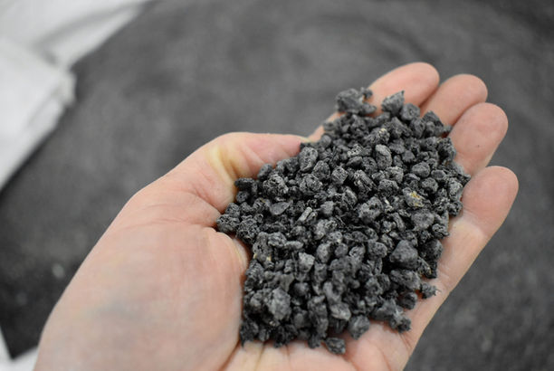 Resin8 in hand.jpg