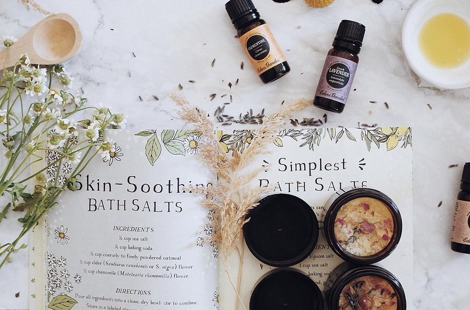 Skin-Soothing Bath Salts