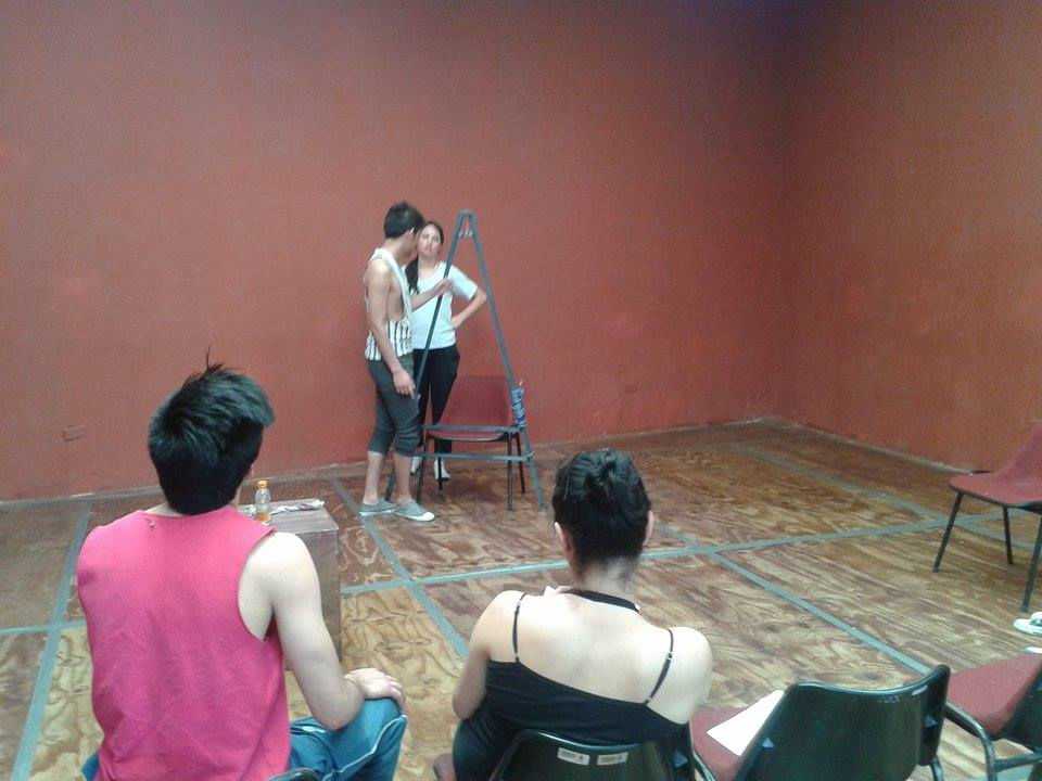 ENSAYO DE TEATRO