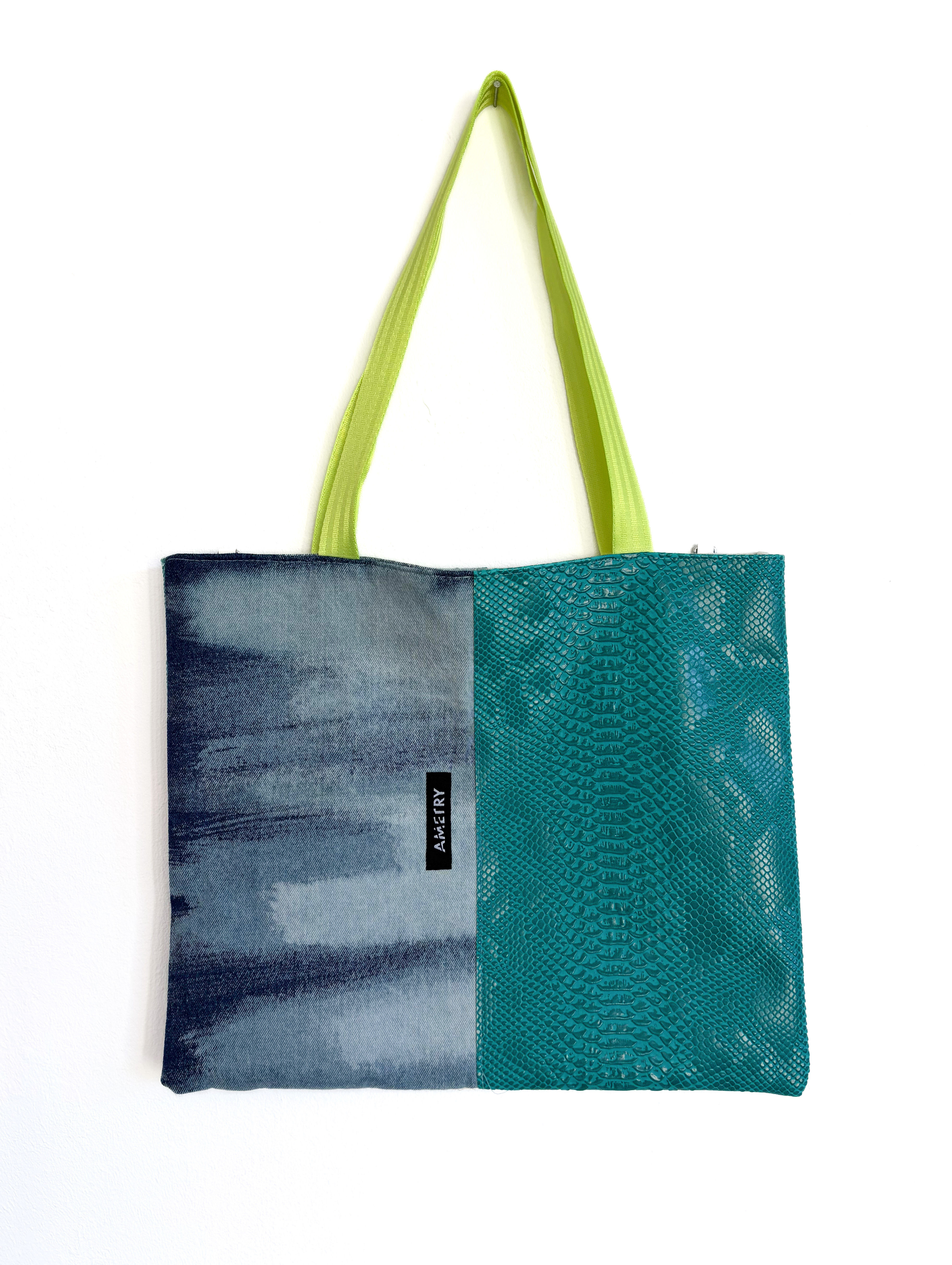 Jeans Tote Bag „Lagoon“ , mit Python Look Kunstleder