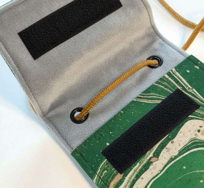 Miniaturbild: Kork Handytasche zum Umhängen 