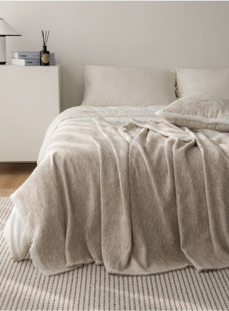 Thumbnail: Lyra Throw | 2 Colors Available