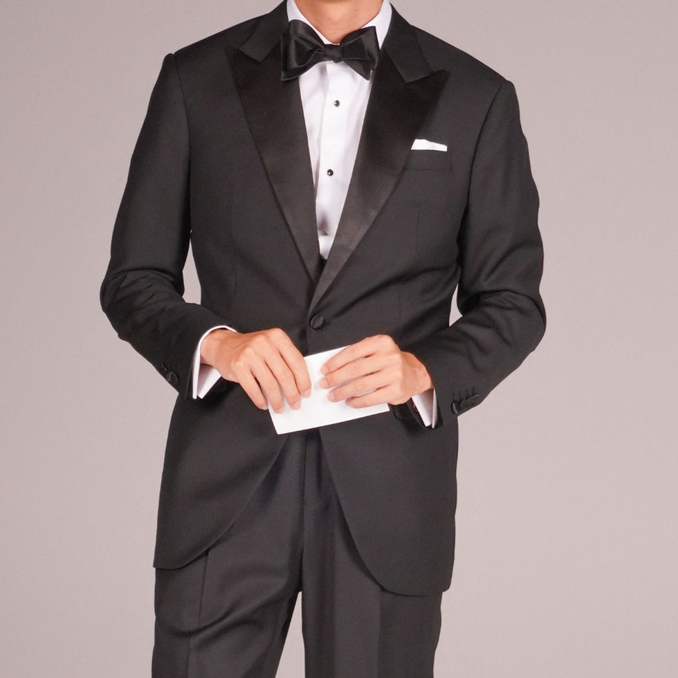 25-Tuxedo Black-(7 of 7)_edited.jpg