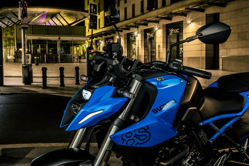 SUZUKI GSX-8S 08.jpeg