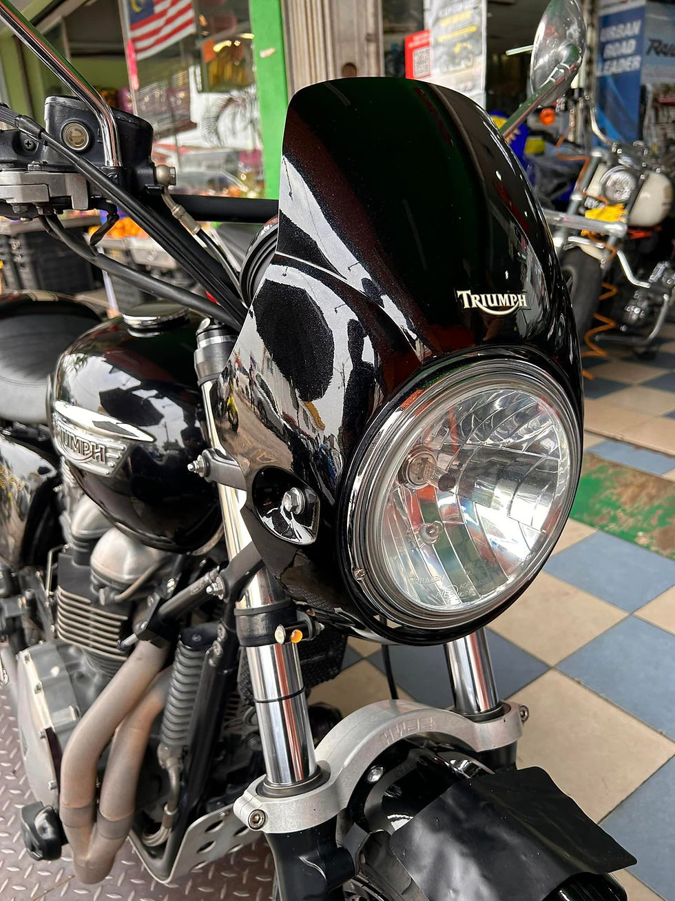 縮圖：2012 TRUIMPH TRUXTON 900