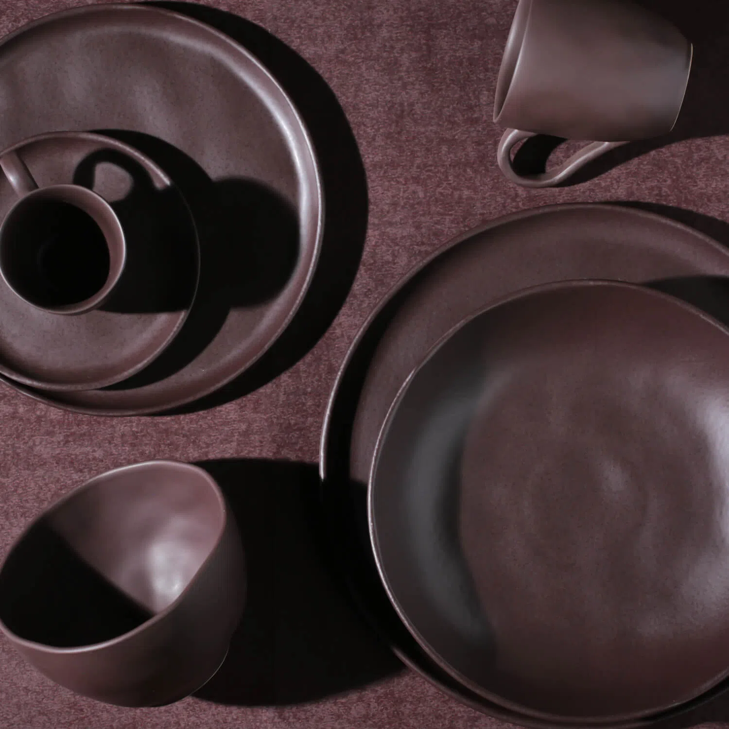 prato em cerâmica marrom linha bio stoneware oak coleção hygge porto brasil