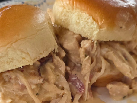 Crack chicken sliders