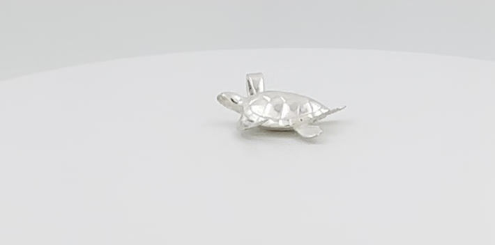 Thumbnail: Sea Turtle Pendant