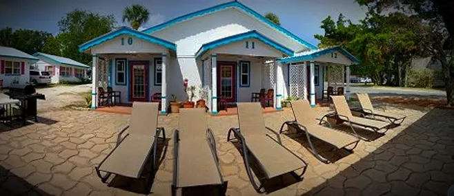 gulview rooms_edited.webp