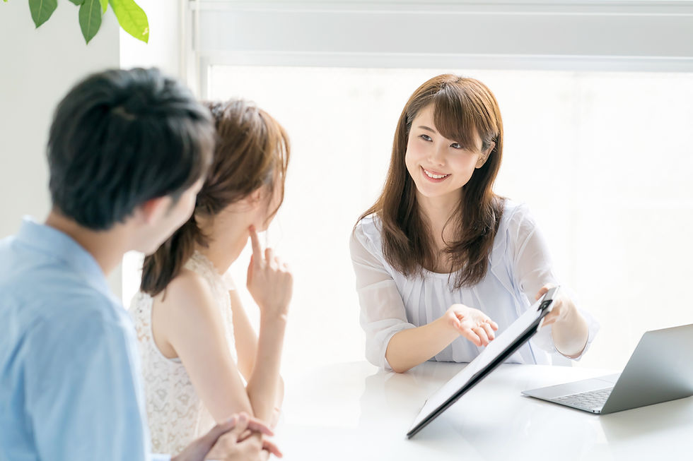 女性スタッフ