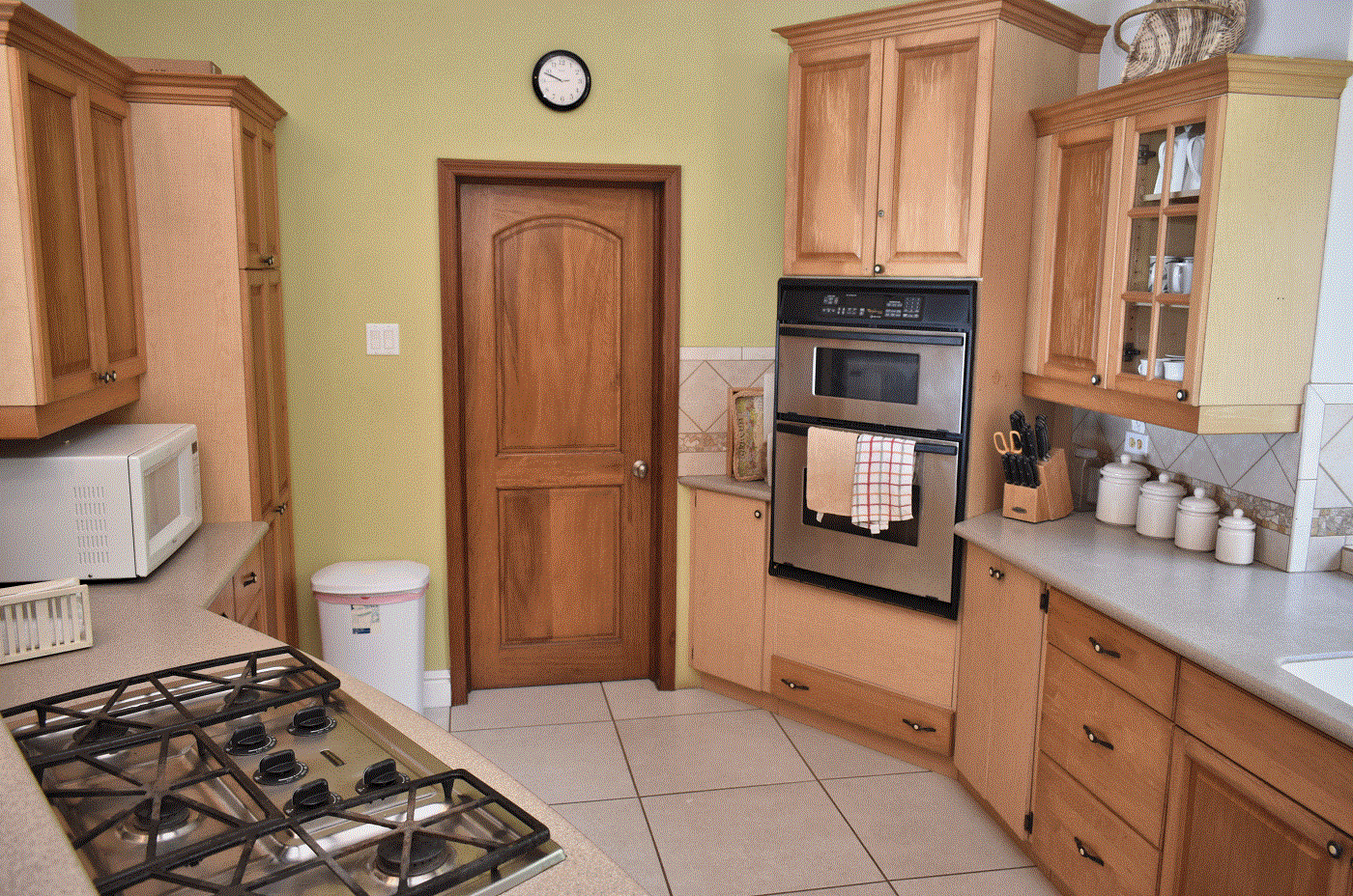 Kitchen 1