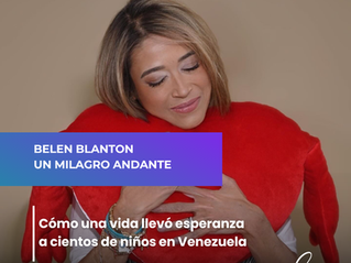 Belen Blanton abrazando un corazon de peluche