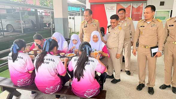 นายอำเภอเบตง ตรวจเยี่ยม ติดตาม มาตรการรักษาความปลอดภัยในสถานศึกษา ป้องกันความรุนแรง